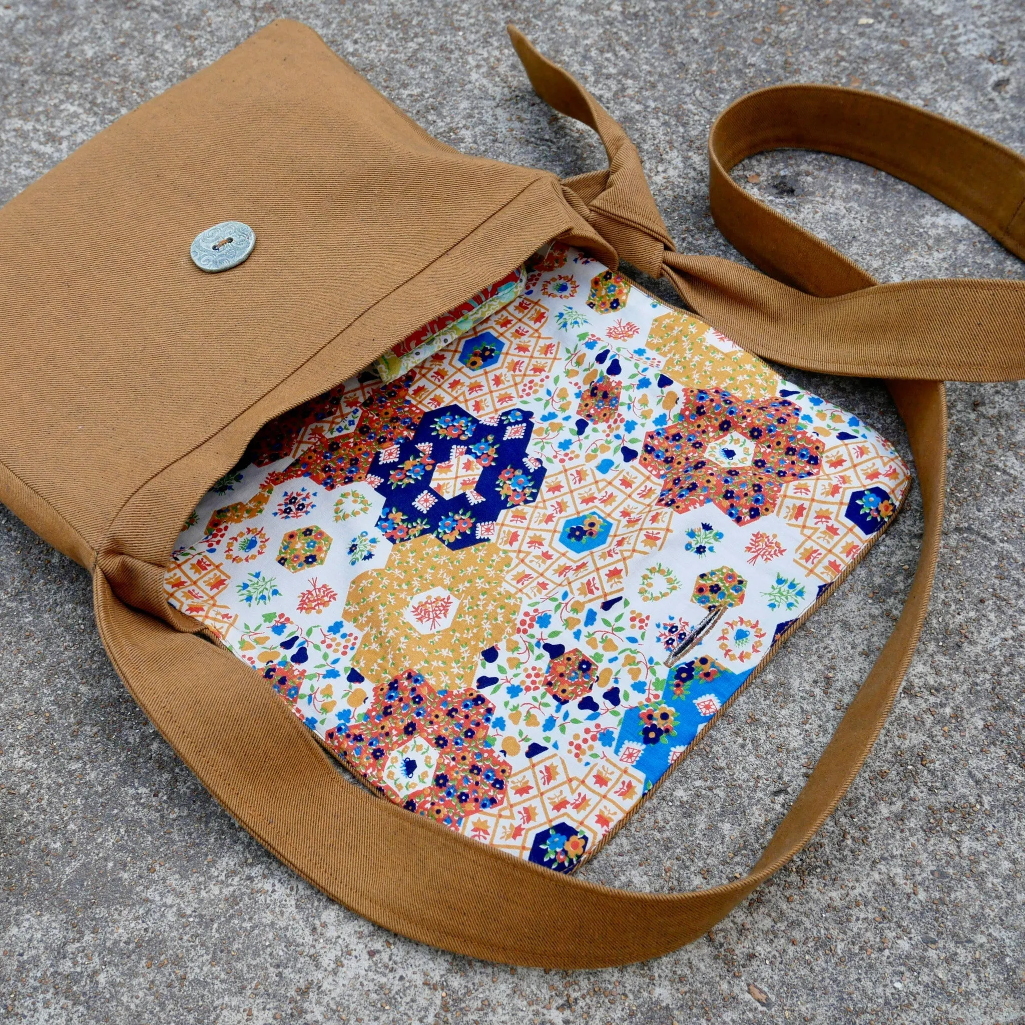 BUNDLE - Foraging   Leaf Satchel Sewing Patterns