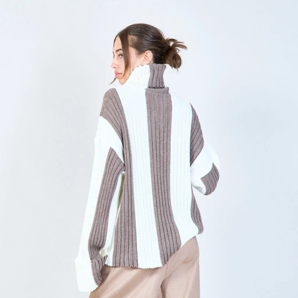 Ribbed turtleneck sweater with contrasting stripes wholesale